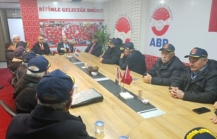 Anadolu Birliği Partisi Genel Başkanı Bedri Yalçın, Bu Ülkeyi ve Bu Milleti Asla Böldürmeyeceğiz