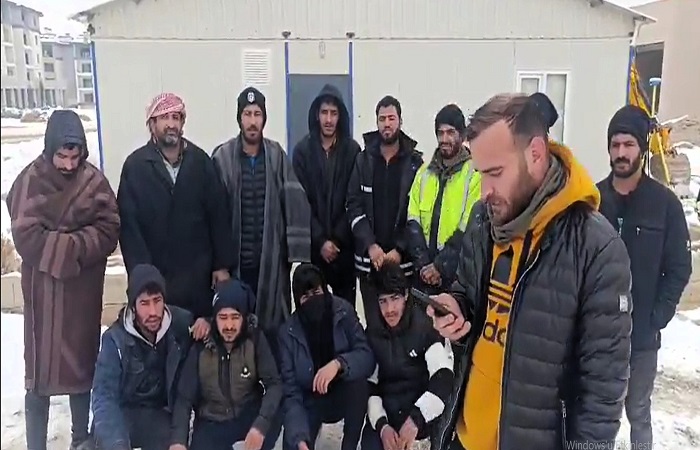 TOKİ Emlak Konut Şantiyesi’nde Ücretlerini Alamayan İşçiler Eylem Başlattı