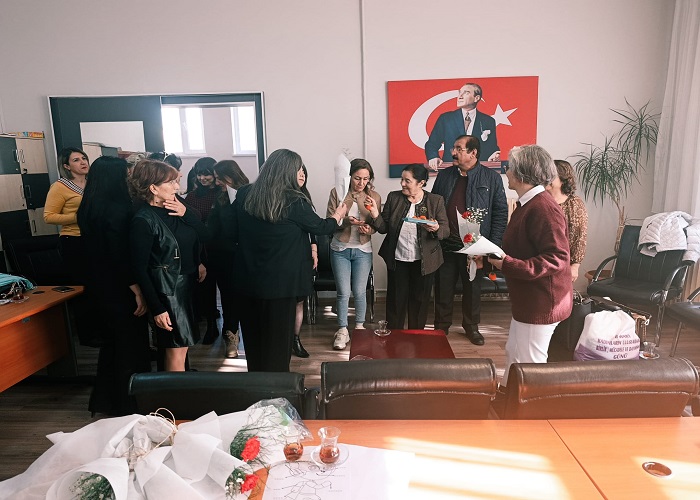 Başkent Malatyalılar Birliği Heyeti, Kadın Öğretmenlerin 8 Mart Dünya Emekçi Kadınlar Günü’nü Kutladı